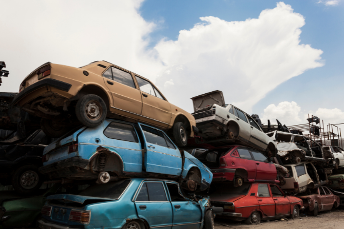 crushed car hauling